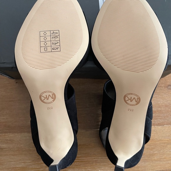 Michael Kors shoes size 8 - Picture 2 of 9